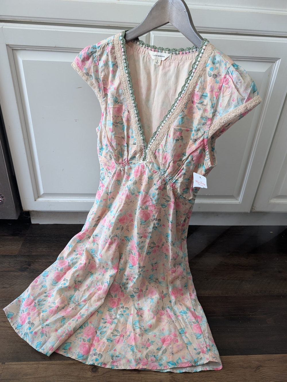 Lucky Brand Romantic Cottage Floral V-Neck Brand New Dress Small/XS
